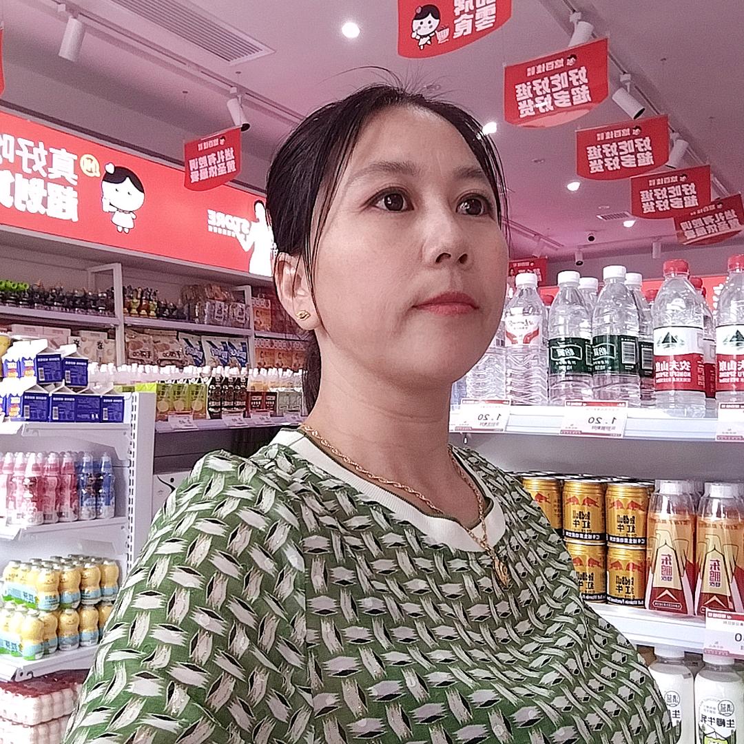 悠百佳品牌零食(资兴路店)