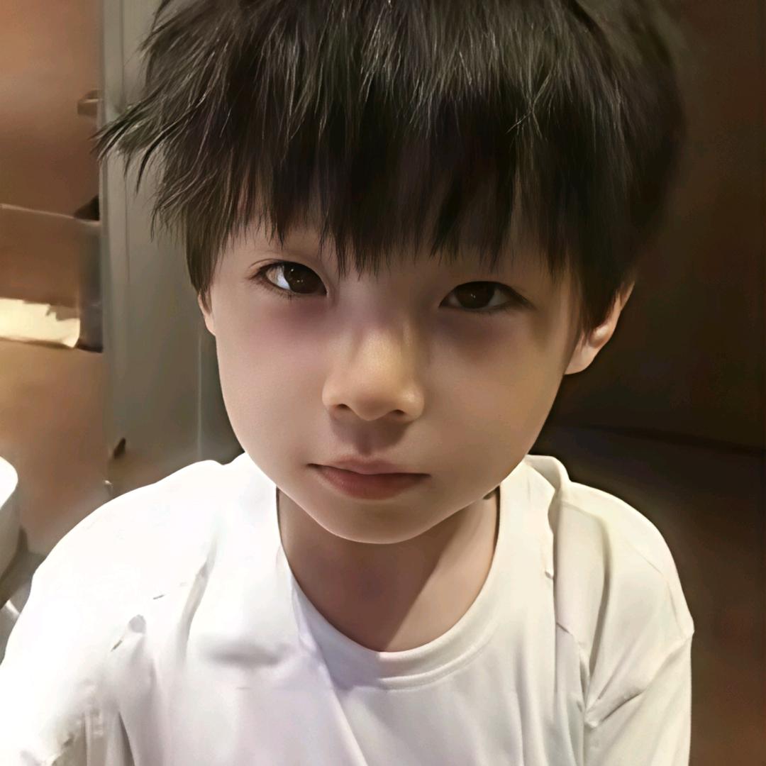 張偉博