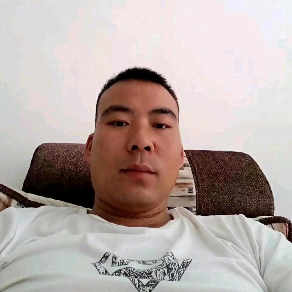 王霸天