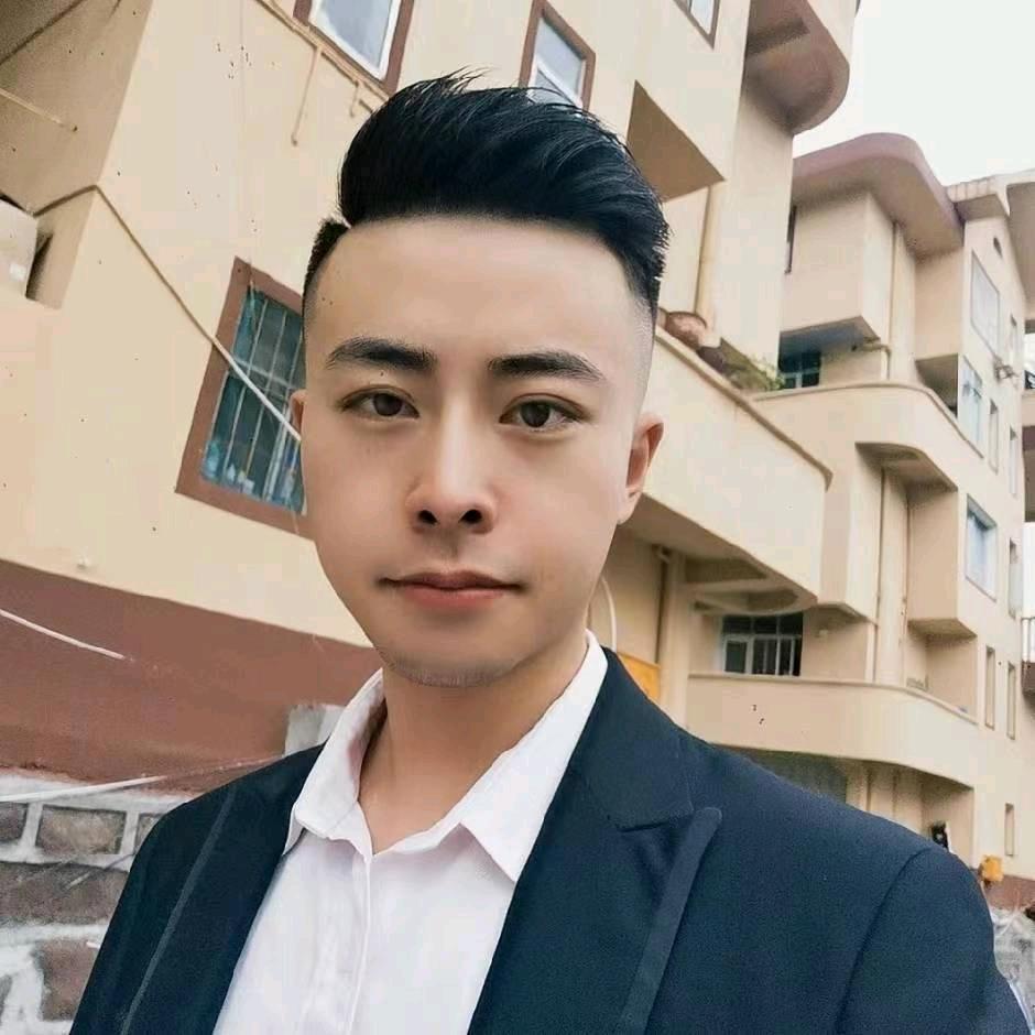 鹏哥🐴