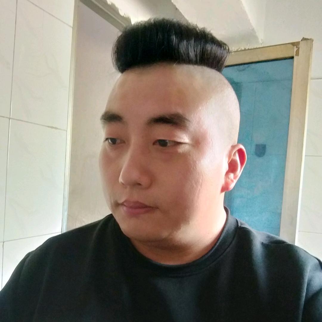 成年人的世界，谁都不容易。