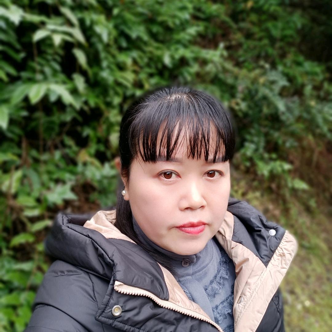 谭英