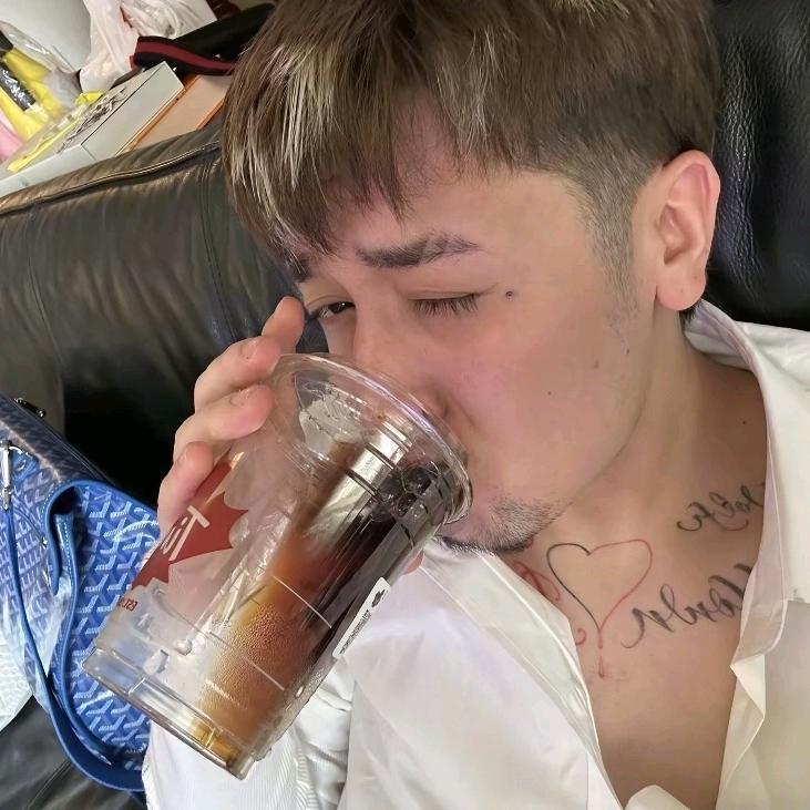 只谈潮男🧿（订台版）