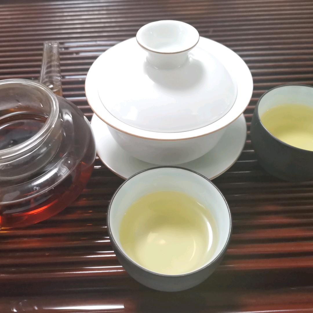 哈的哈