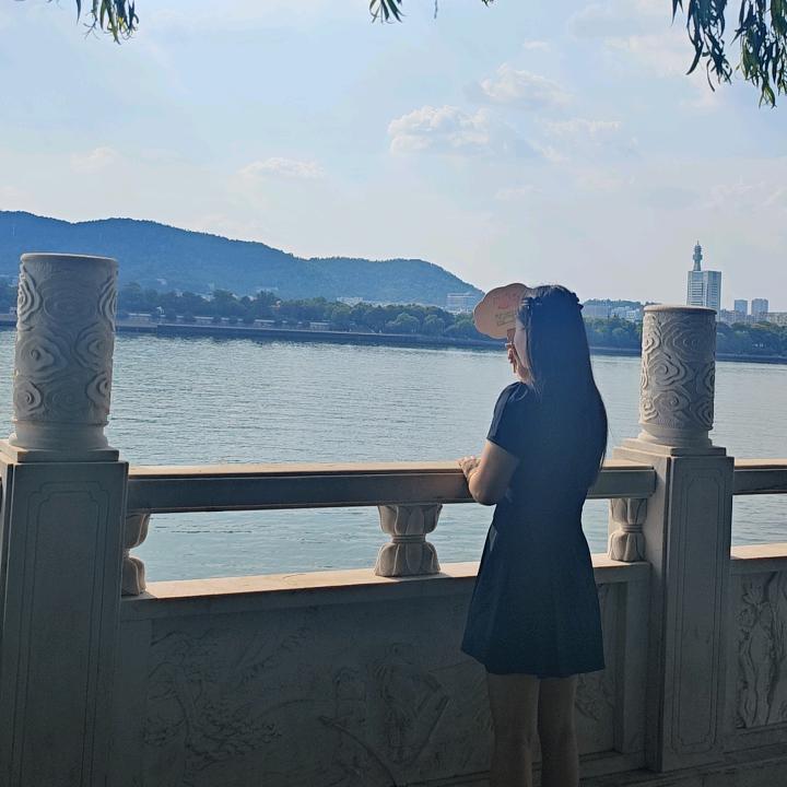 咸宁恒洁代理晶晶