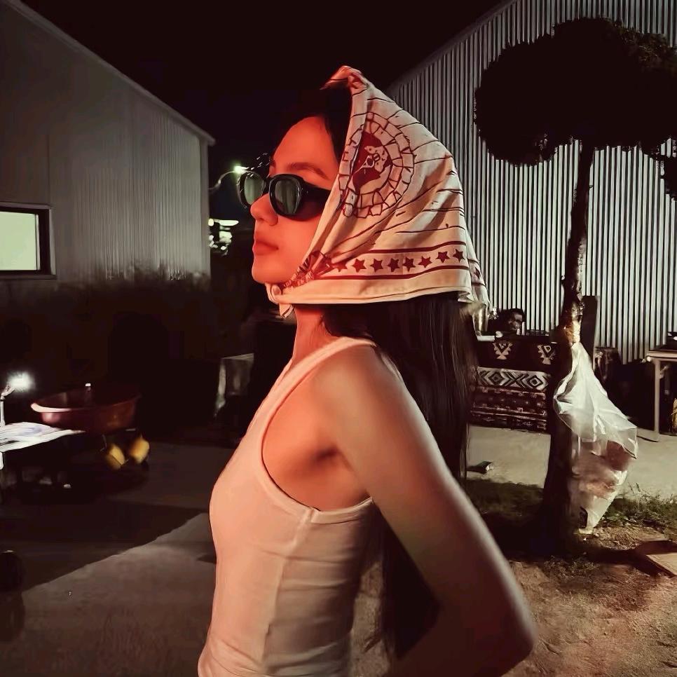 赤峰上门.美睫.美甲-大蕊