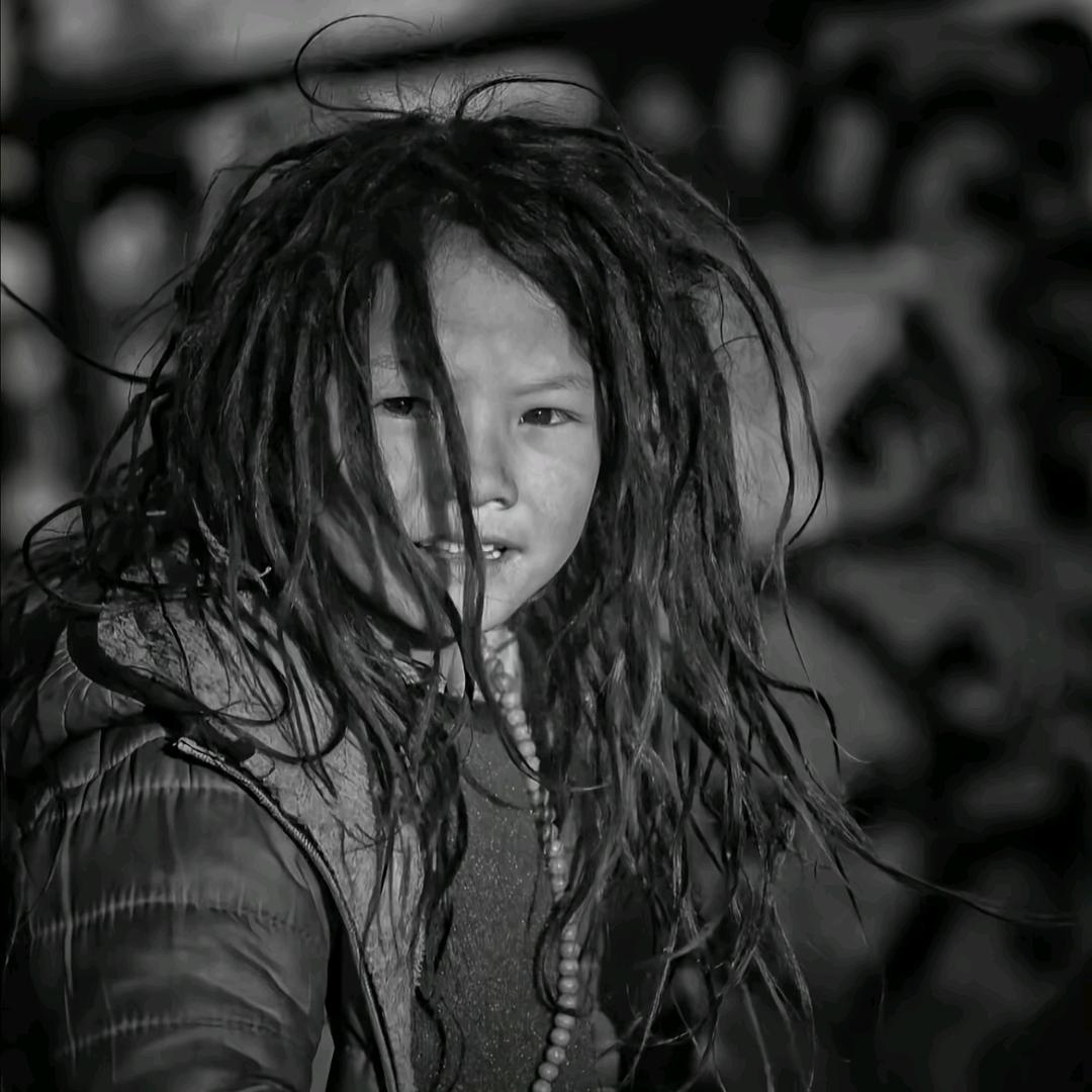 ࿐ པ་སངས་ལྷུན་གྲུབ་།