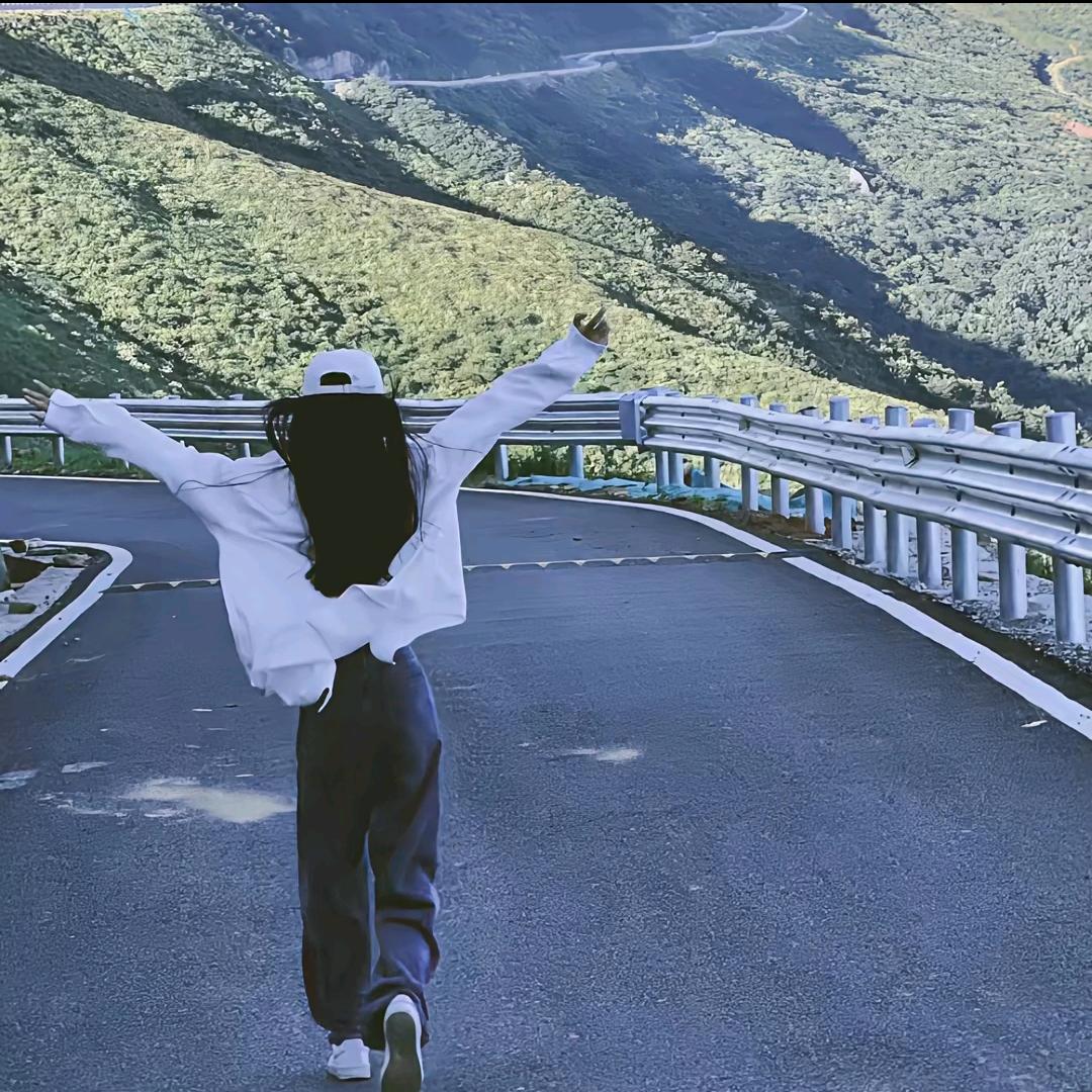 山间ོ