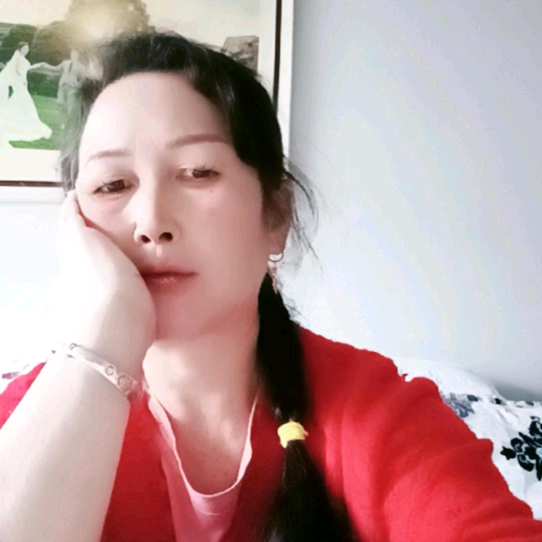杨姐，不定时开播