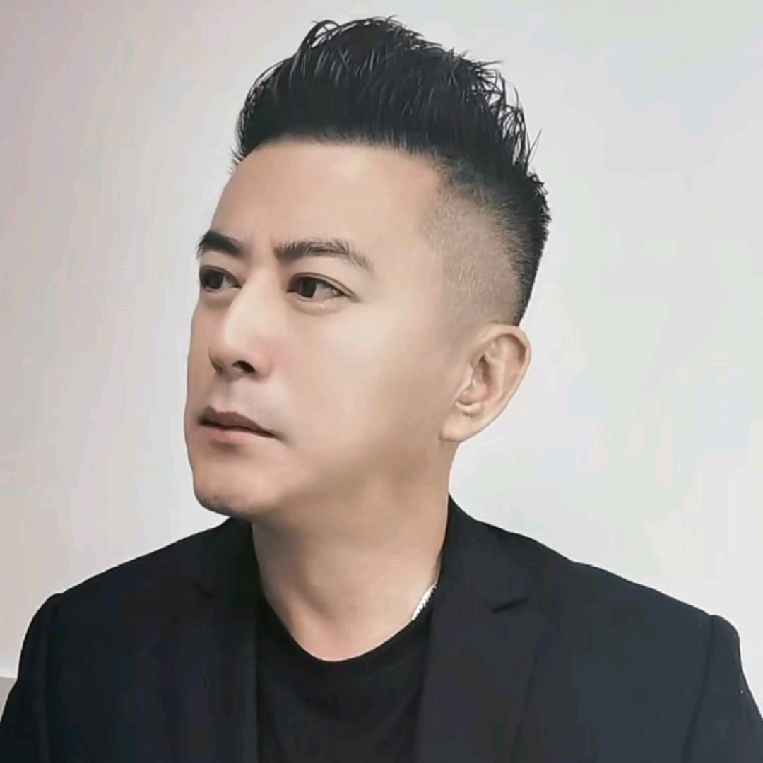 演员李星