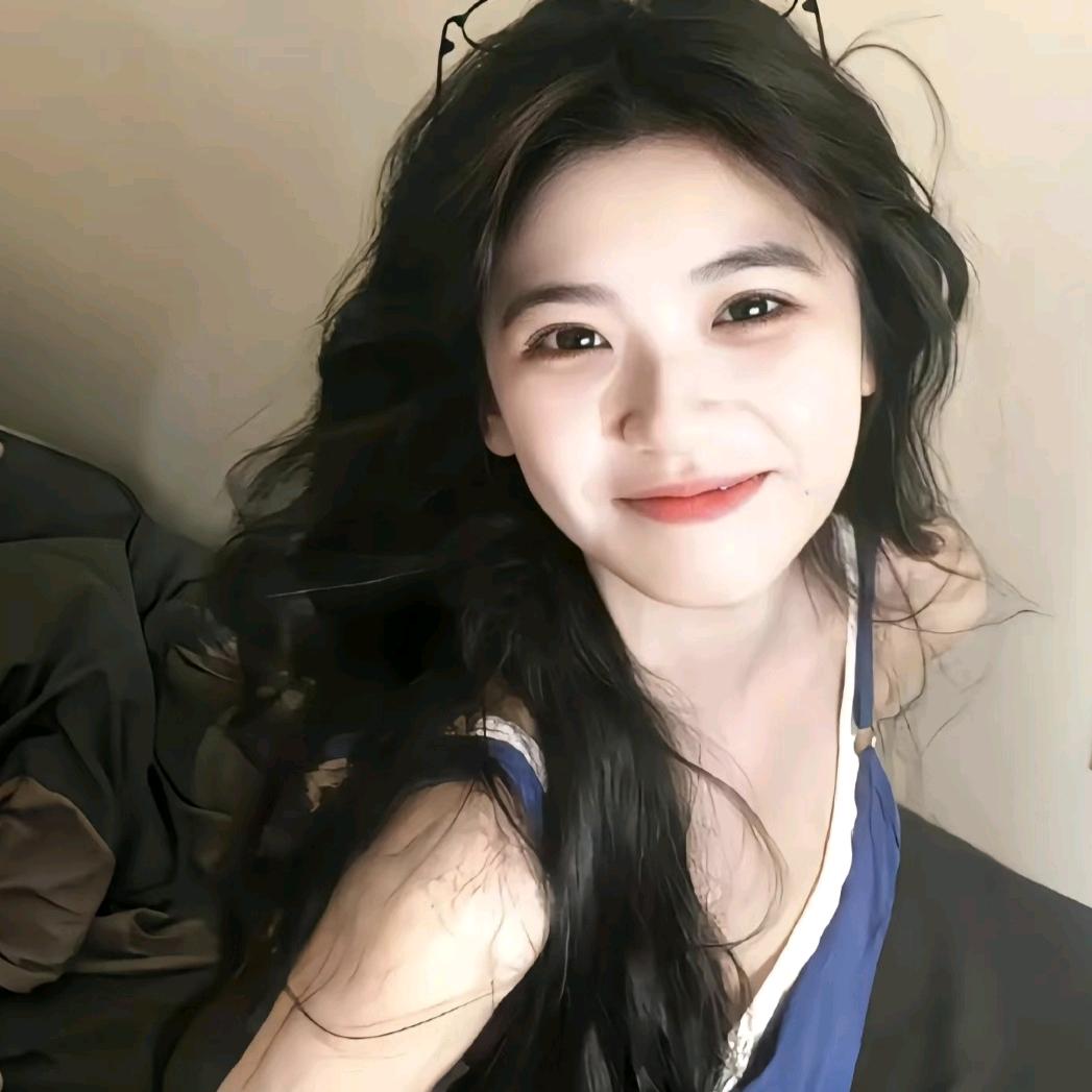凌晨一点的猫💕