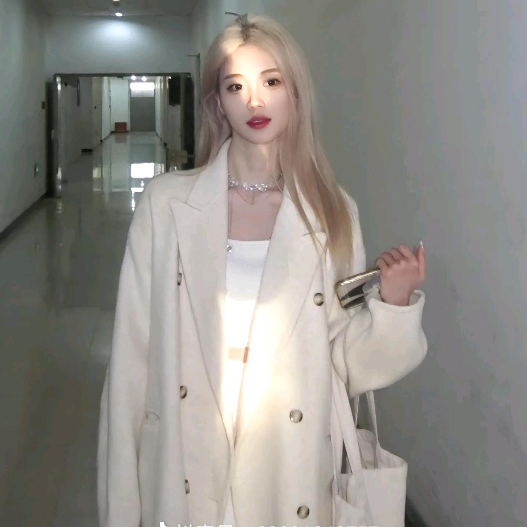 璐(๑><๑）