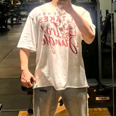 用户晏阳正在以正当的方式进行繁琐的操作!