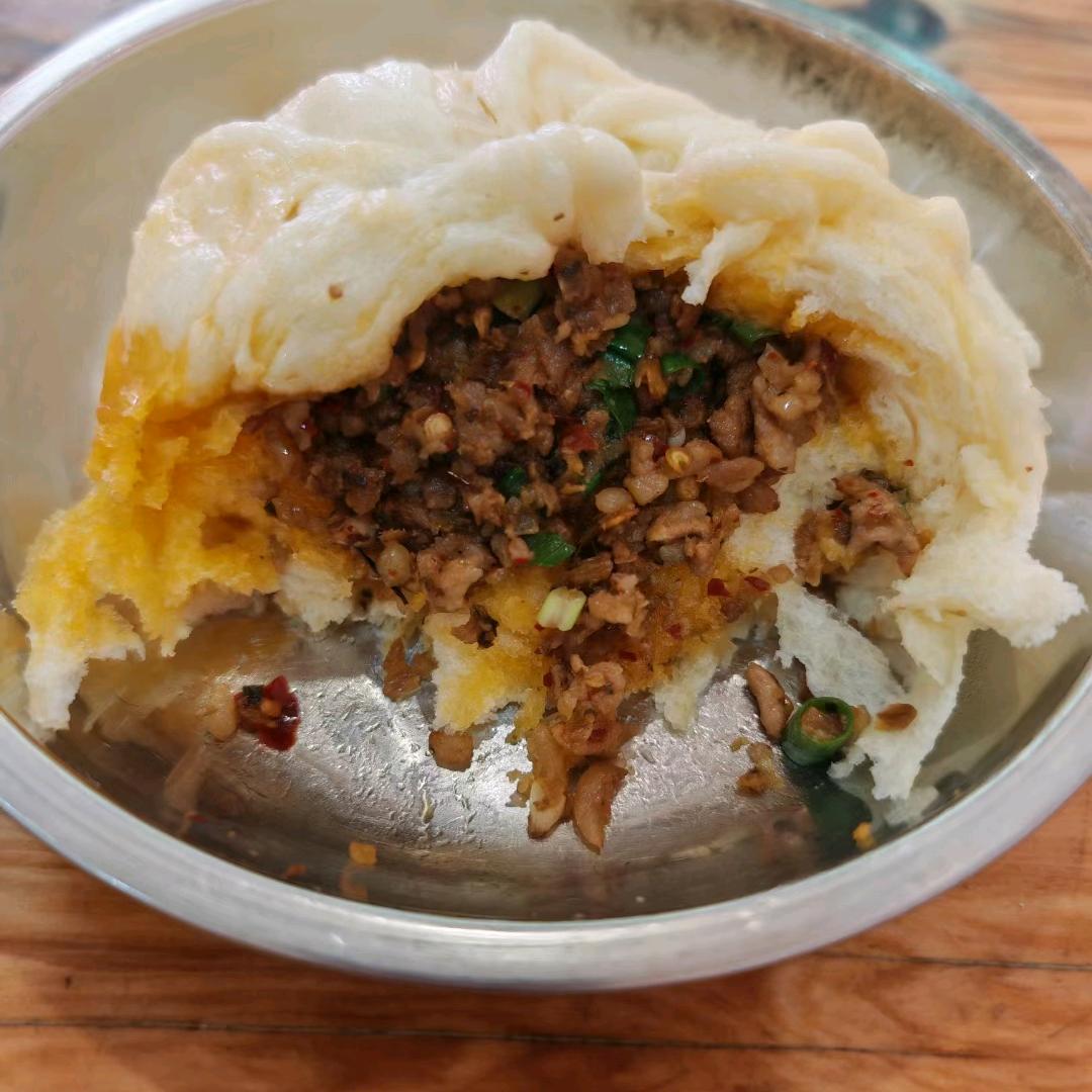 云南镇雄破酥包