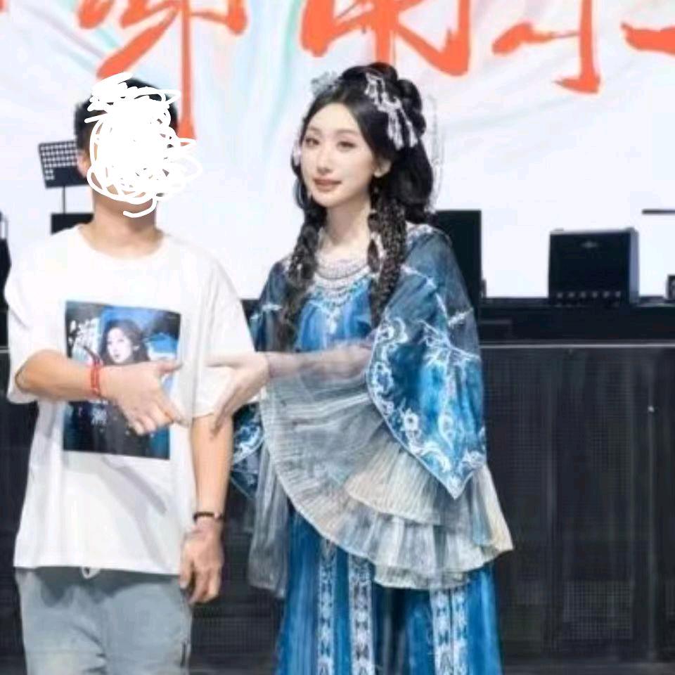 喝橙汁