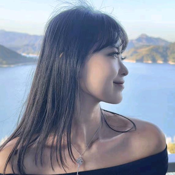 欣欣是我吖