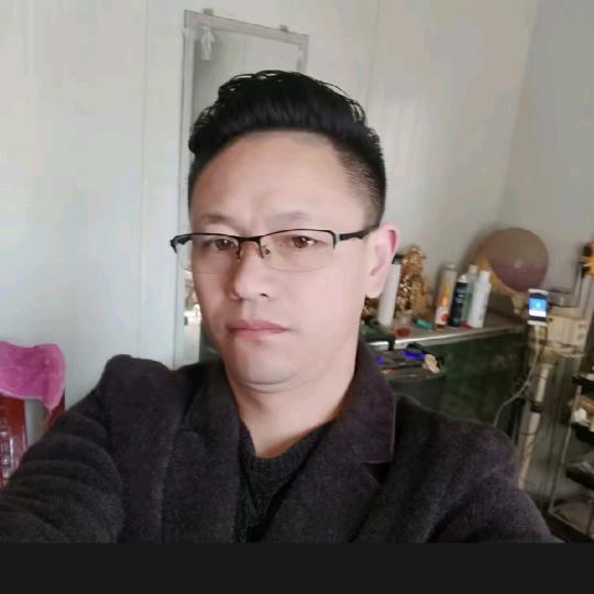 佛缘李伟