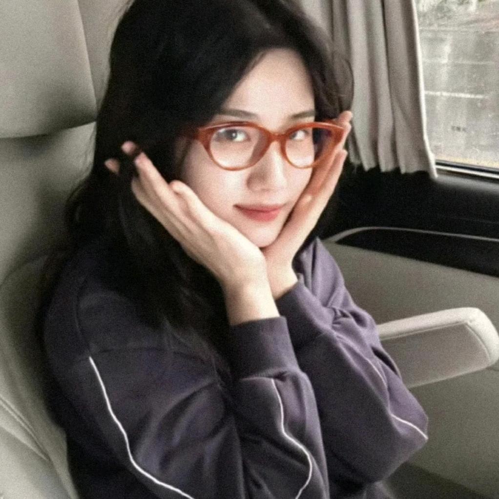 阿七爱嘻嘻
