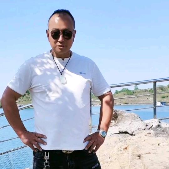 大萝卜，，，物流快运，，