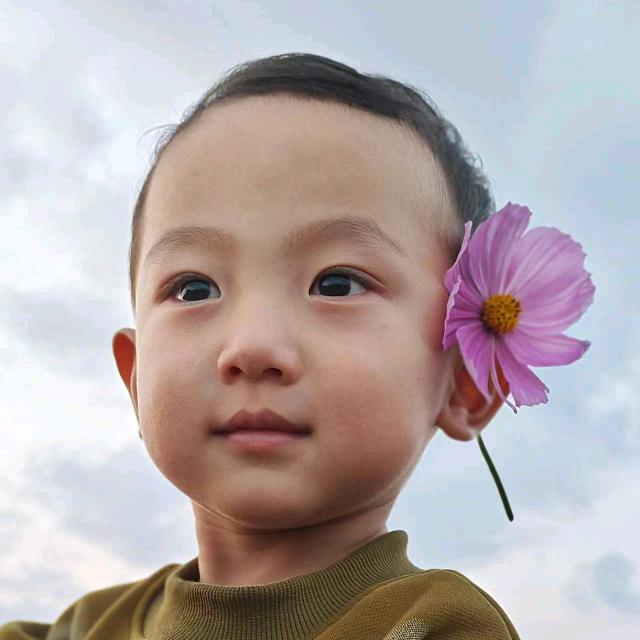 海口龙华嘉旭青百货商行（个体工商户）