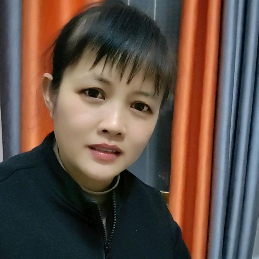 芳芯果果