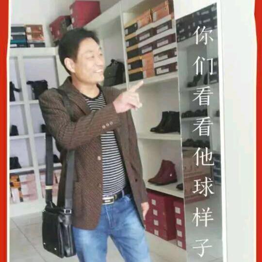 南阳梳子哥：（龍哥）