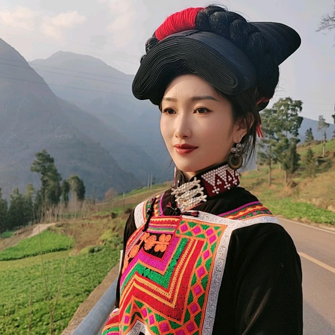 小凉山阿林