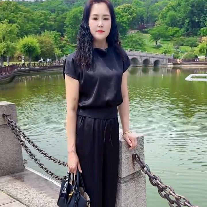 娜娜