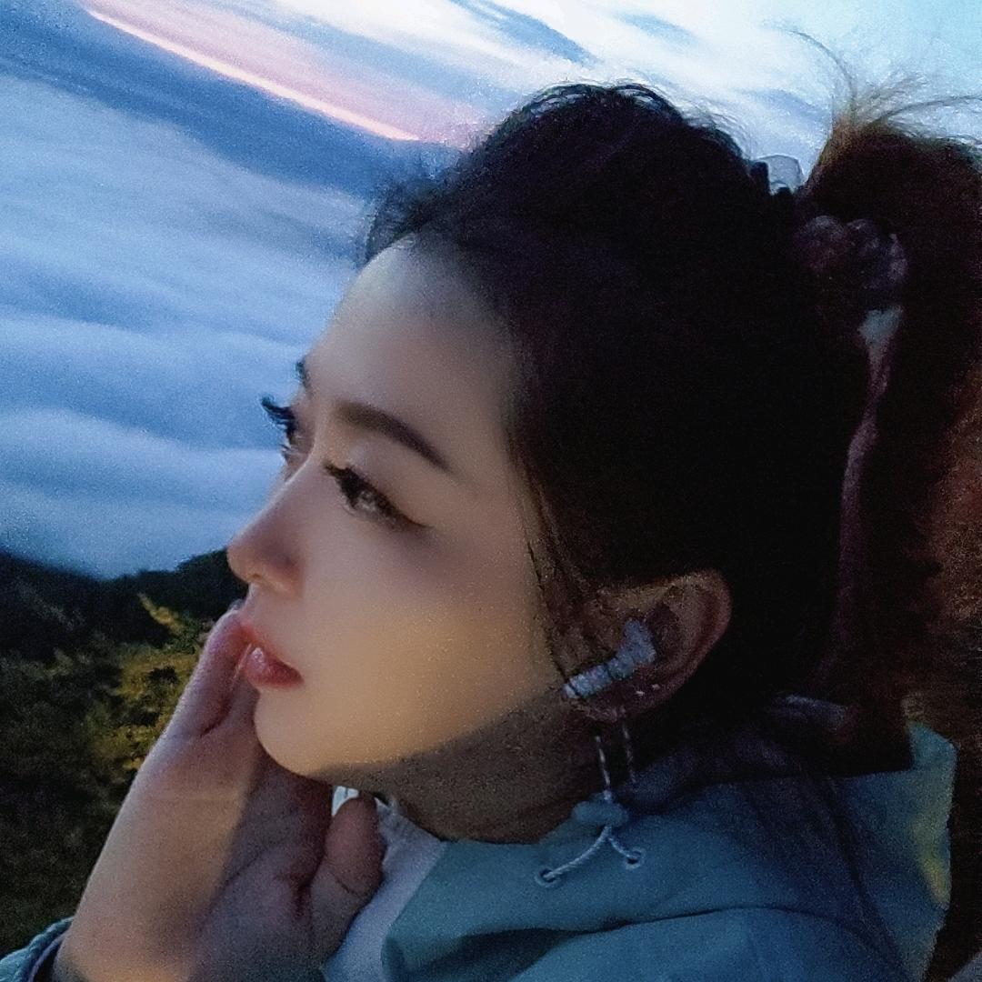 浅笑不语✪ω✪
