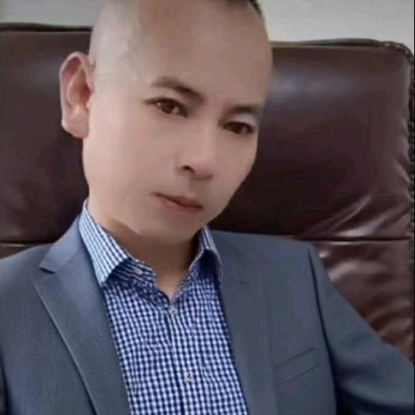丁伟
