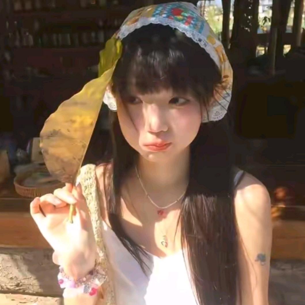 小欣爱喝水