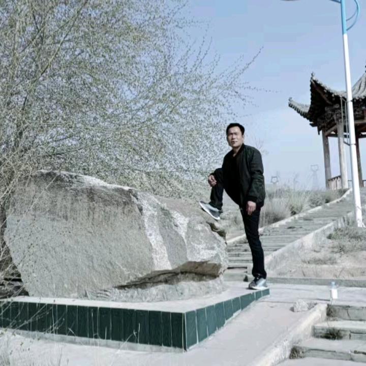 腾空万里