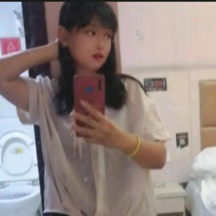 收柴火的《专业人阿沙》