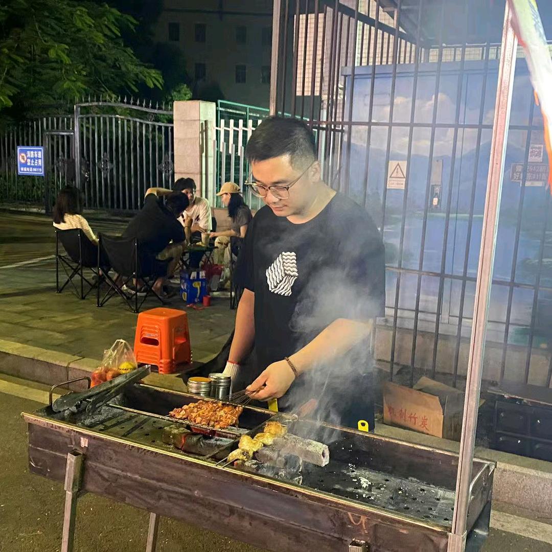 海沧第一大油边（东北烧烤）