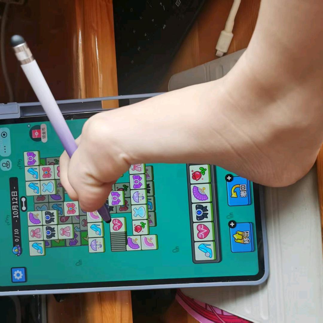 巧脚会玩小游戏