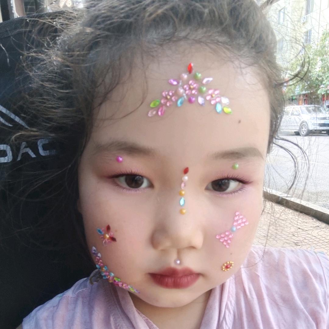 蛋仔派对。粉色菠萝1