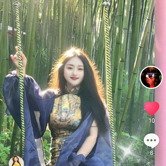 家有四宝的老板娘
