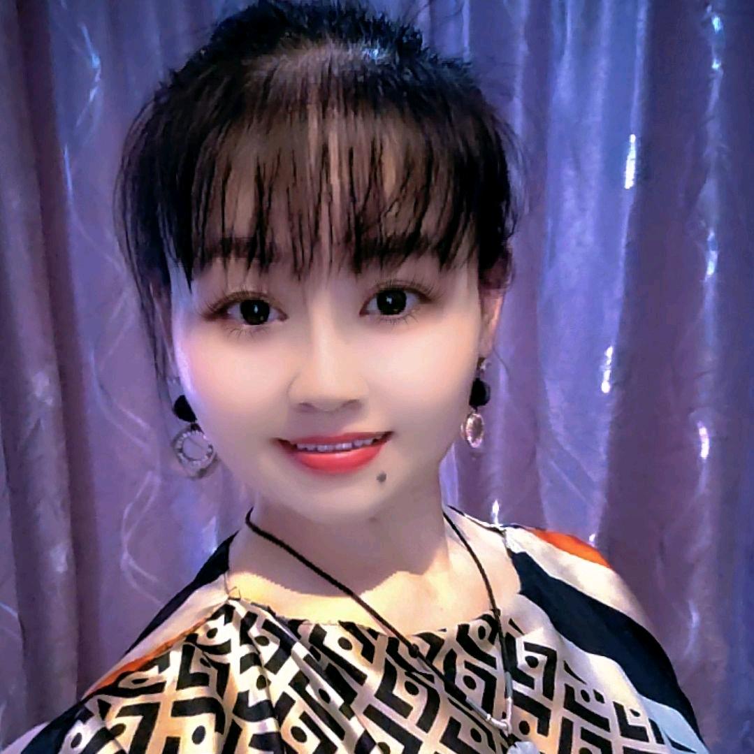 夏漪锦 xià  yī  jǐn