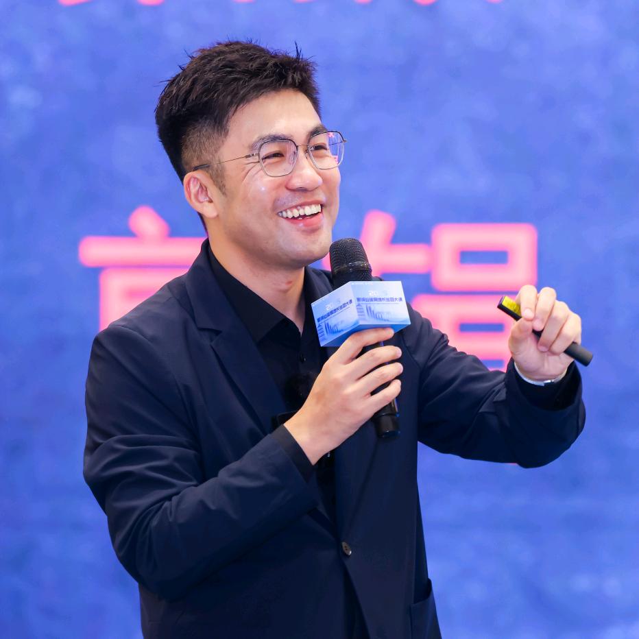 冷逸枫不疯（眼镜业新媒体导师）