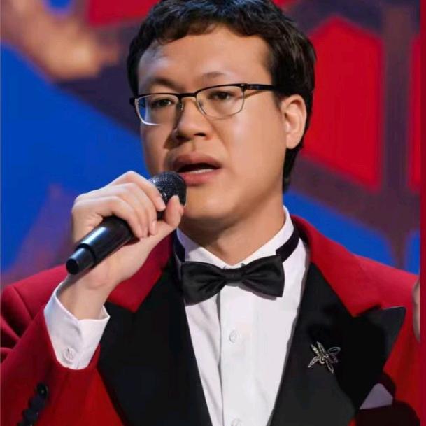 龙先生