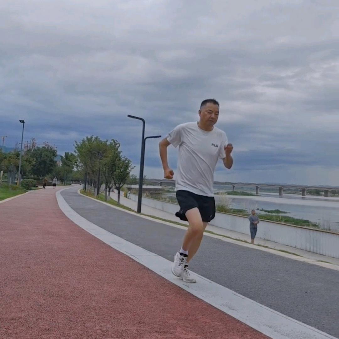 方宏建材梵香1860瓷砖肖兵哥