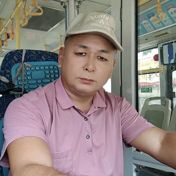 龙哥洞察