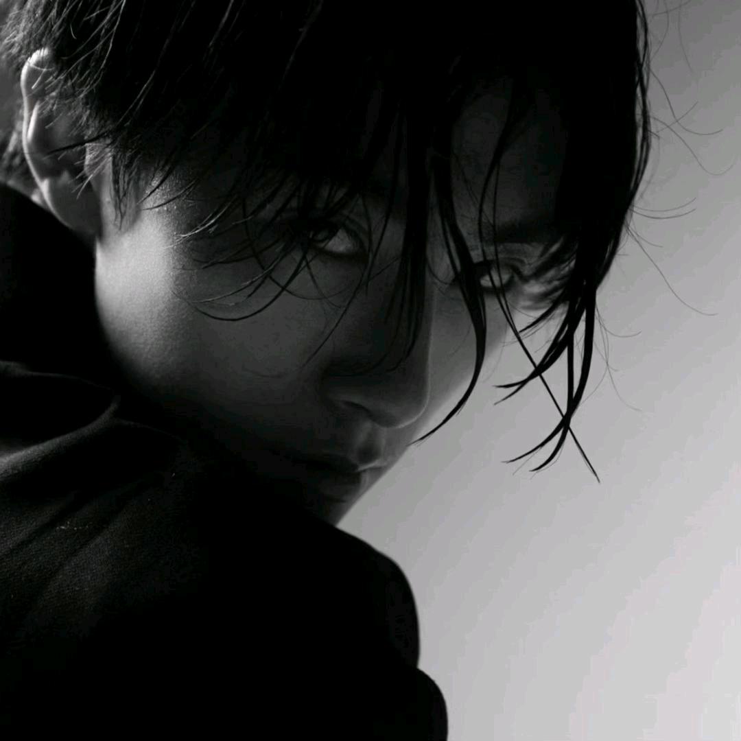 林峰.