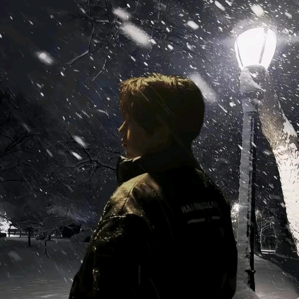 冰雪🌨️ing🍼¹²³𝓝𝓕