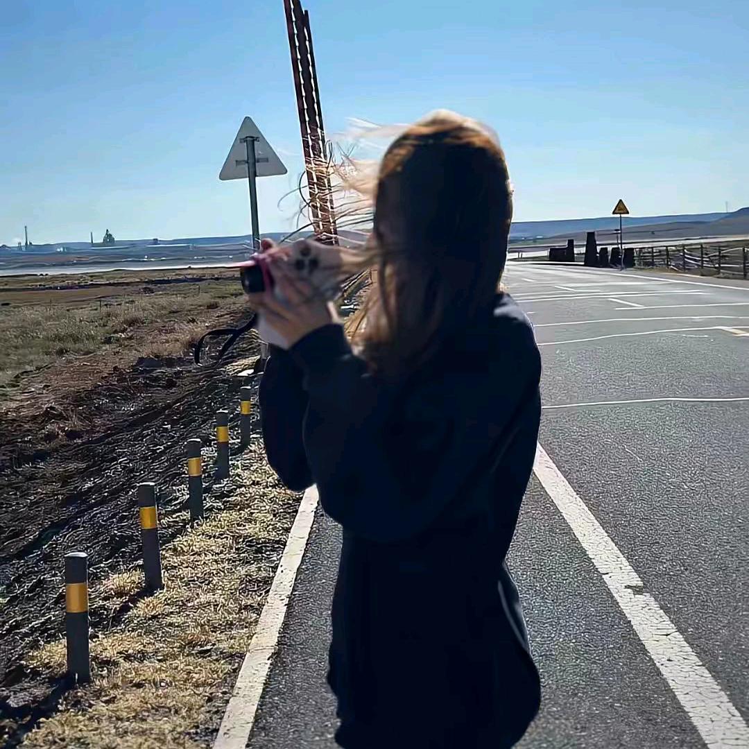 糕冷小美.