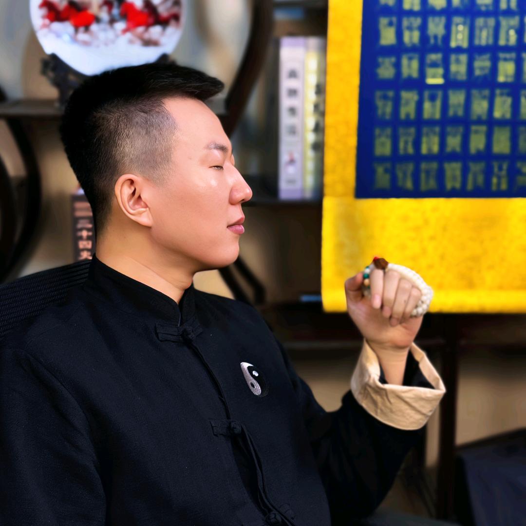 易米先生（卦师）
