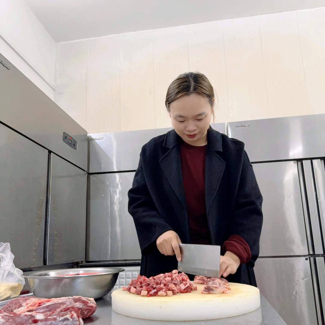 烤烧烤的喵喵