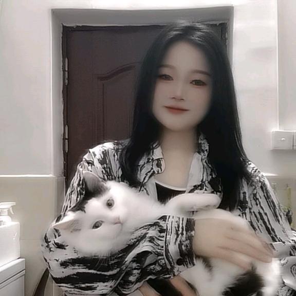 人潮拥挤，爱人先爱己