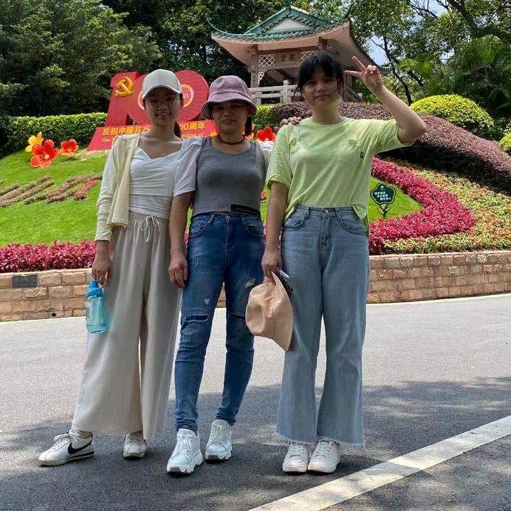 英子小飞