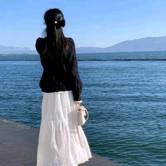 @美丽姑娘🍒晚7:21分❄️